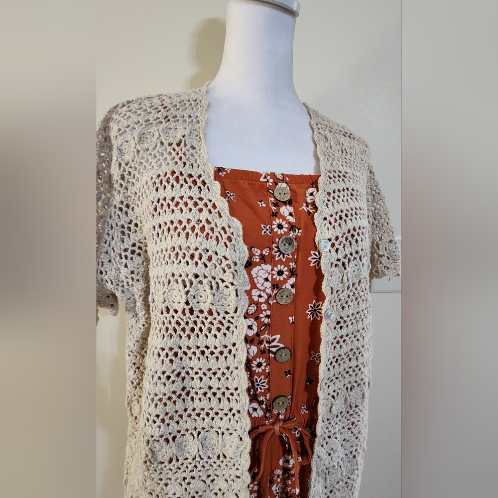 Boho 90s Oatmeal Colored Floral Lace Cardigan Women's Size M